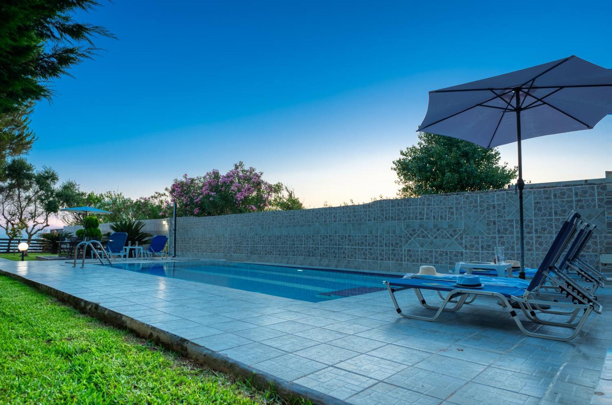Villa Angela Ágios Matthaíos Exterior foto